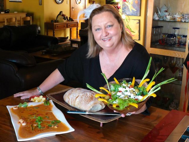 Trish Difford, winner of the Port Elizabeth leg of the hit BBC TV Entertainment cooking series ‘Come Dine with me South Africa’, with her prawn dish for which she is sharing a recipe today. Pictures: Salvelio Meyer